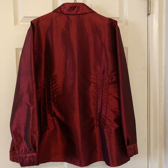 Excellent Condition, SZ 2X, BURGUNDY, Coldwater Creek w/ Beaded Pintucks - Picture 2 of 4